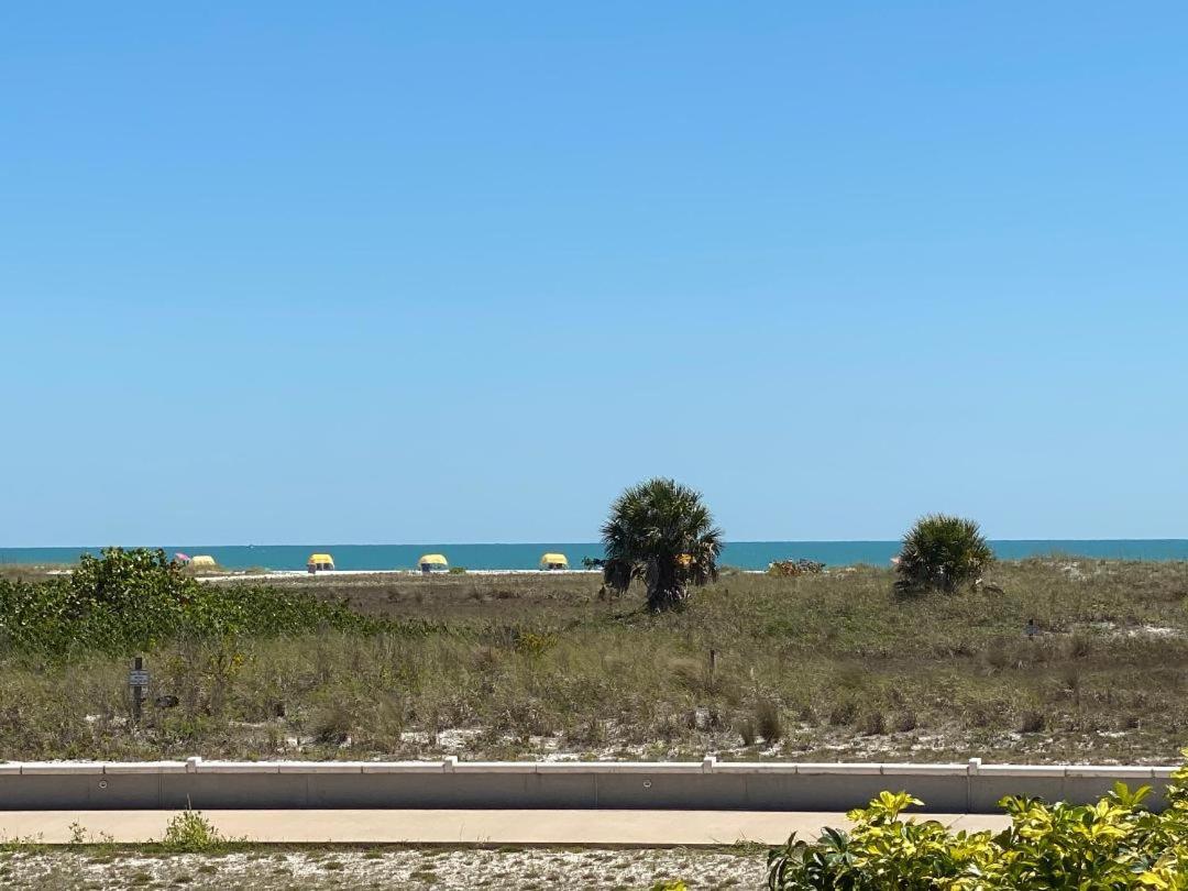 Beachside Resort Motel St. Pete Beach Kültér fotó