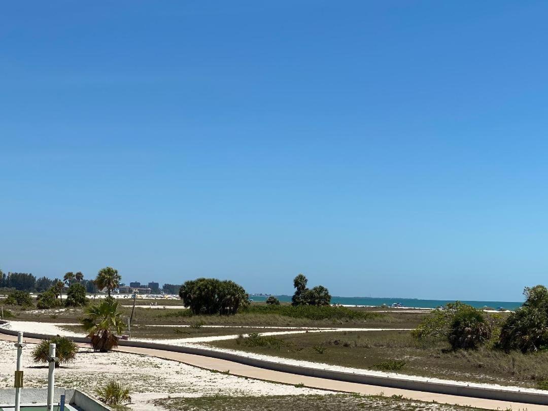 Beachside Resort Motel St. Pete Beach Kültér fotó