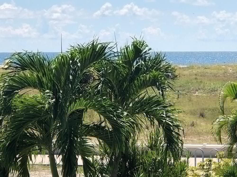 Beachside Resort Motel St. Pete Beach Kültér fotó